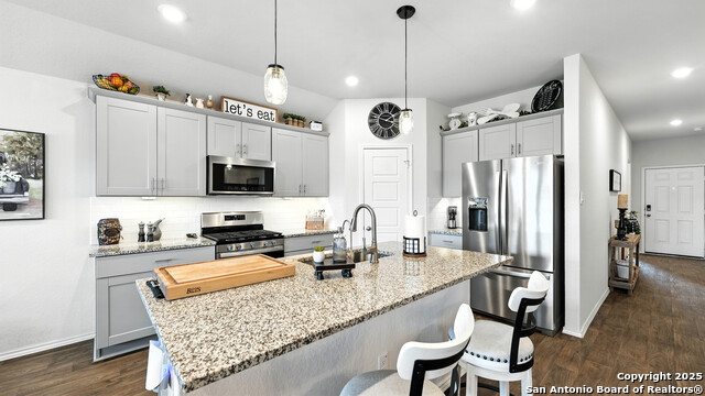 Image 7 of 45 For 1741 James St