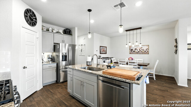 Image 8 of 45 For 1741 James St