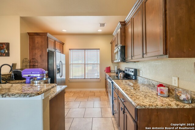 Image 11 of 47 For 107 Garrett Way