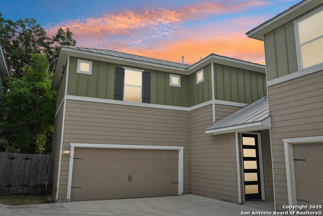 Image 2 of 40 For 140 Claremont #102  102