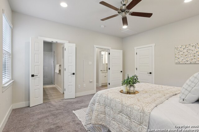 Image 20 of 40 For 140 Claremont #102  102