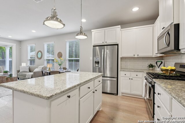 Image 8 of 40 For 140 Claremont #102  102
