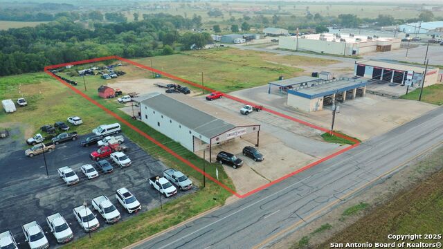 Details for 1505 E Sarah Dewitt Dr, Gonzales, TX 78629