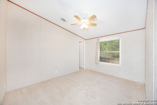 Listing photo id 11 for 590 County Road 4614