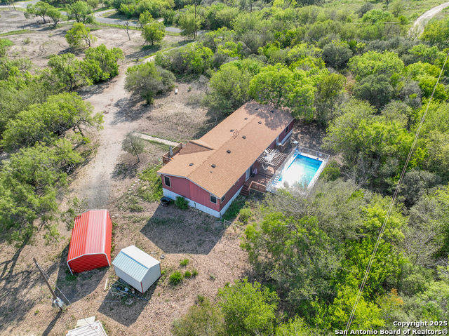 Listing photo id 21 for 590 County Road 4614