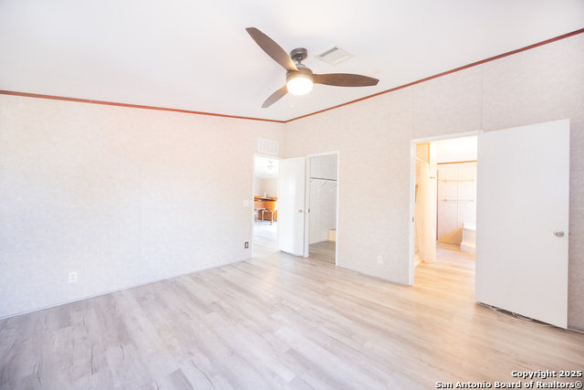 Listing photo id 5 for 590 County Road 4614