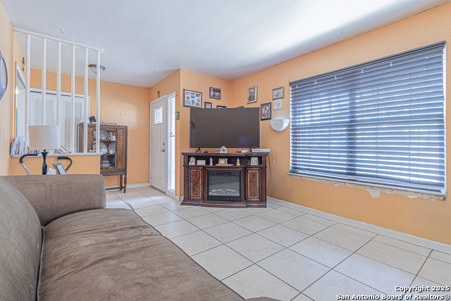 Image 5 of 21 For 5883 Branch Valley St