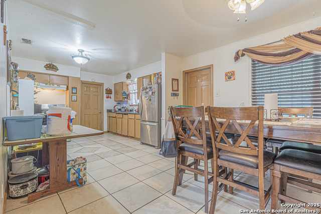 Image 6 of 21 For 5883 Branch Valley St