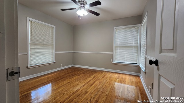 Image 11 of 21 For 618 Storeywood