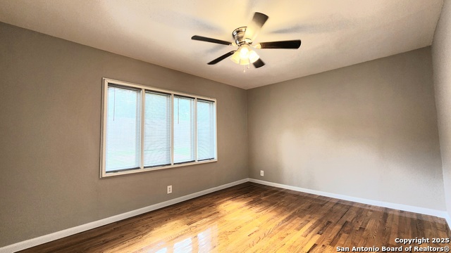 Image 2 of 21 For 618 Storeywood