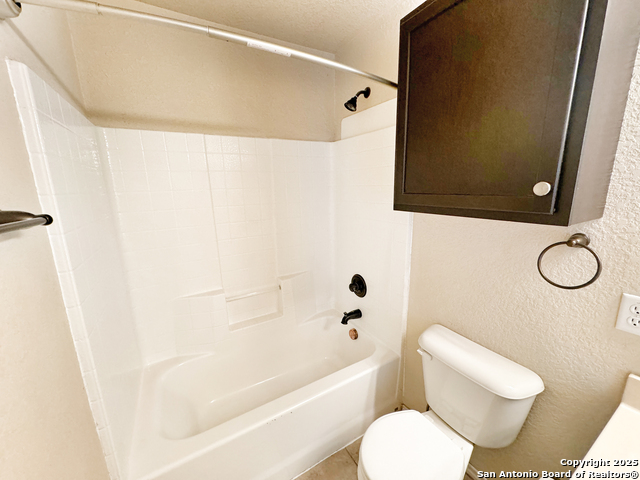 Listing photo id 15 for 602 Creekside
