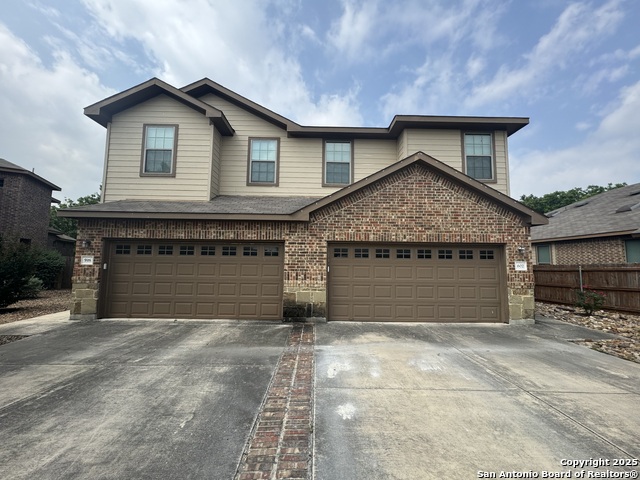 Listing photo id 0 for 602 Creekside