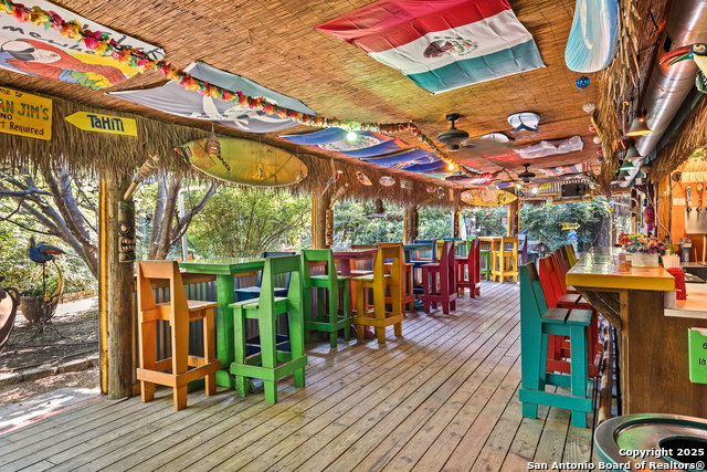 Listing photo id 10 for 5820 Highway 27