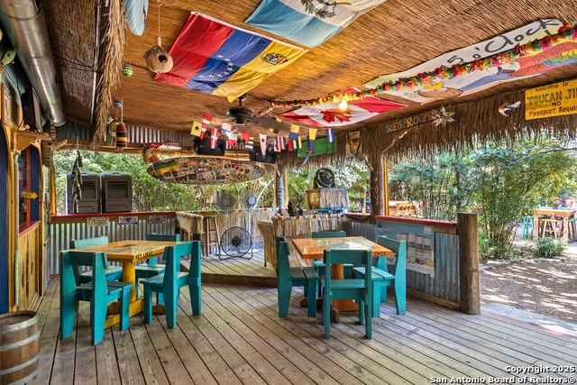 Listing photo id 11 for 5820 Highway 27