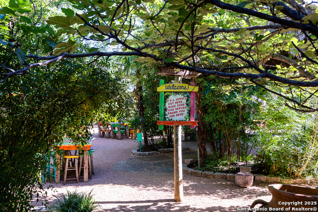 Listing photo id 24 for 5820 Highway 27