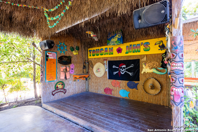 Listing photo id 30 for 5820 Highway 27