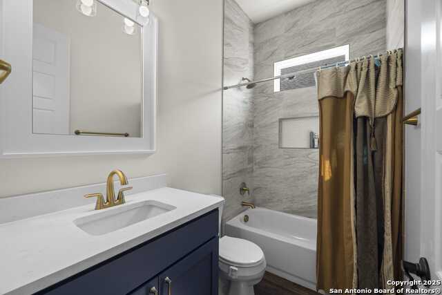 Image 10 of 12 For 121 Feather Way