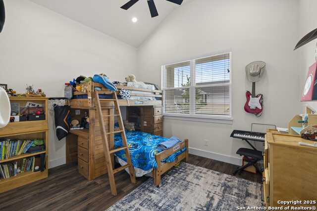 Image 11 of 12 For 121 Feather Way