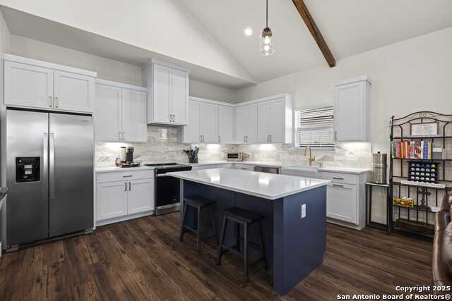 Image 3 of 12 For 121 Feather Way