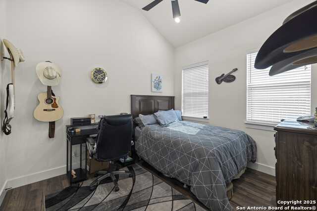 Image 9 of 12 For 121 Feather Way