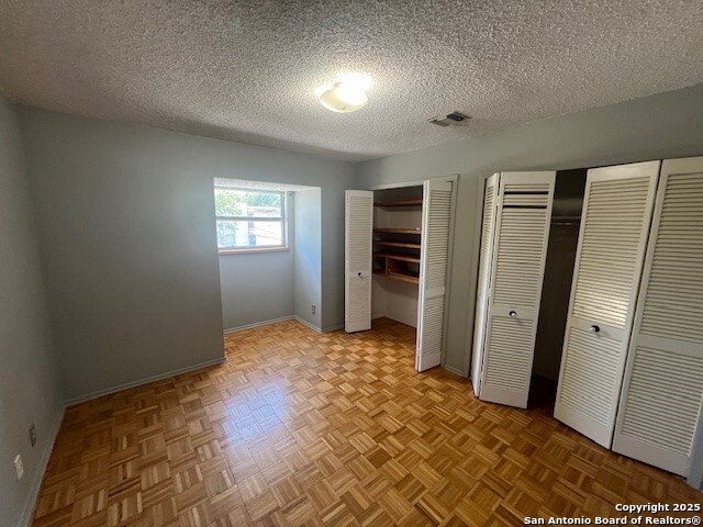 Image 15 of 22 For 6835 Stockport