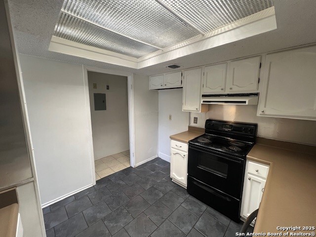 Image 7 of 22 For 6835 Stockport