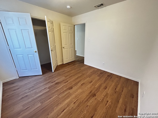 Image 4 of 8 For 7303 Golf Vista Blvd