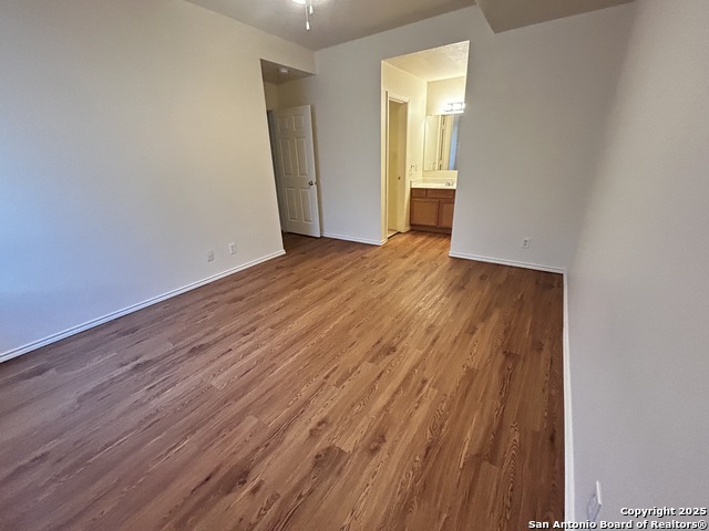 Image 5 of 8 For 7303 Golf Vista Blvd