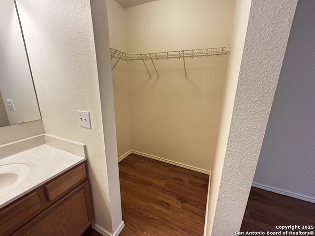 Image 7 of 8 For 7303 Golf Vista Blvd