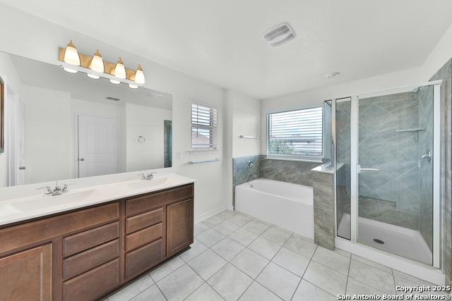 Listing photo id 16 for 11255 Sawyer Valley