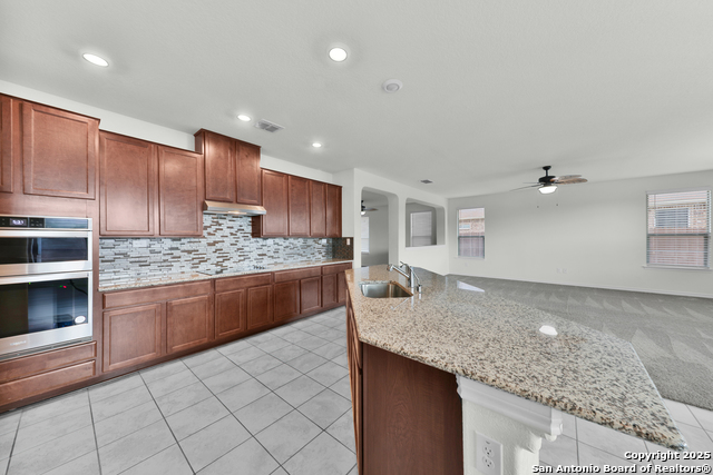 Listing photo id 6 for 11255 Sawyer Valley