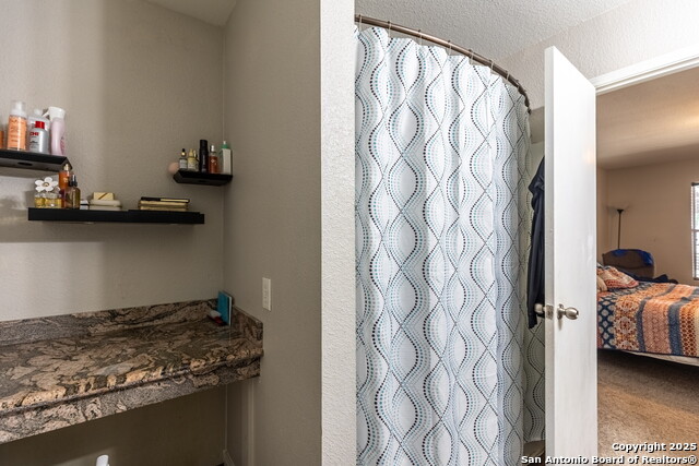 Listing photo id 14 for 7731 Saddle