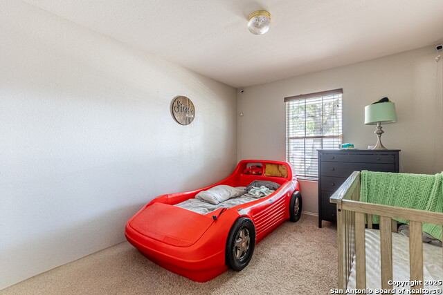 Listing photo id 15 for 7731 Saddle