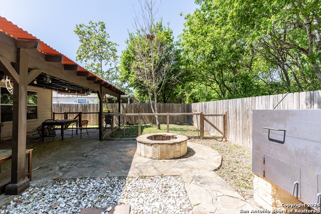 Listing photo id 26 for 7731 Saddle