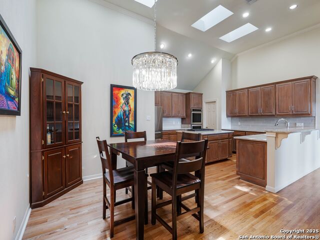 Image 19 of 43 For 106 Westcourt Ln