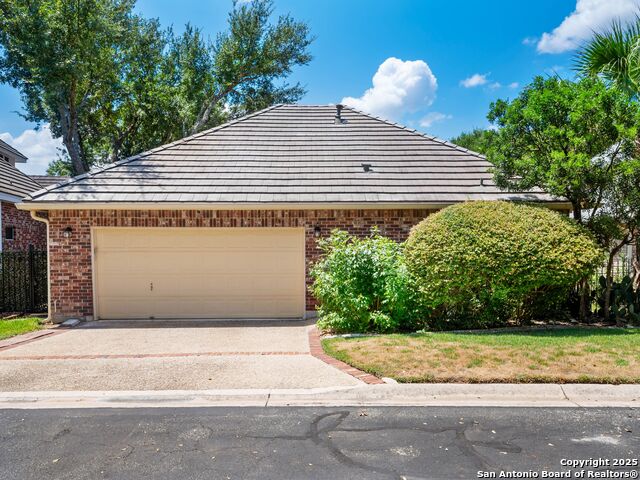 Image 36 of 43 For 106 Westcourt Ln