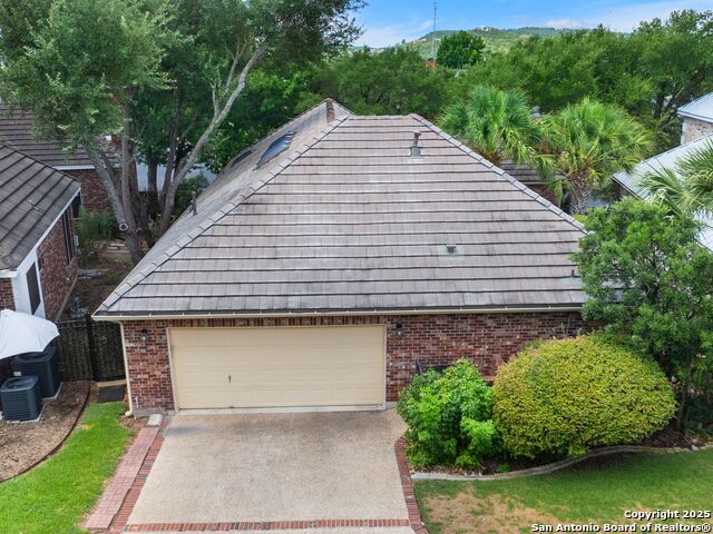 Image 37 of 43 For 106 Westcourt Ln