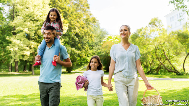 Image 11 of 13 For 1359 Azul Way