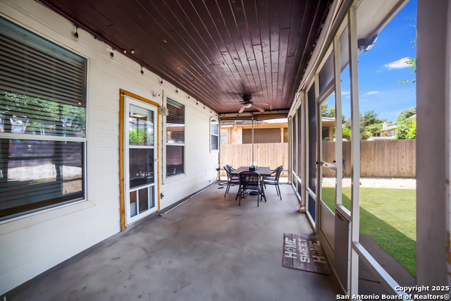 Image 12 of 31 For 2629 Hansel Heights