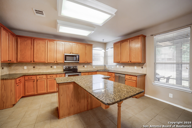 Image 5 of 31 For 2629 Hansel Heights