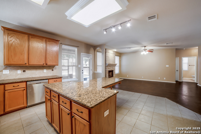 Image 6 of 31 For 2629 Hansel Heights