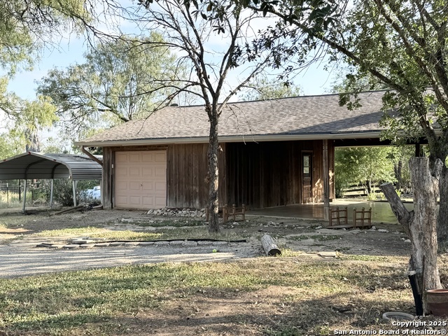 Listing photo id 1 for 10207 Roddy Rd