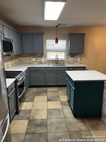 Image 6 of 12 For 1707 Mountain Brook