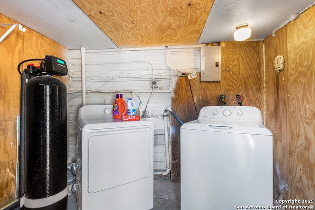 Listing photo id 23 for 13812 Pr 37