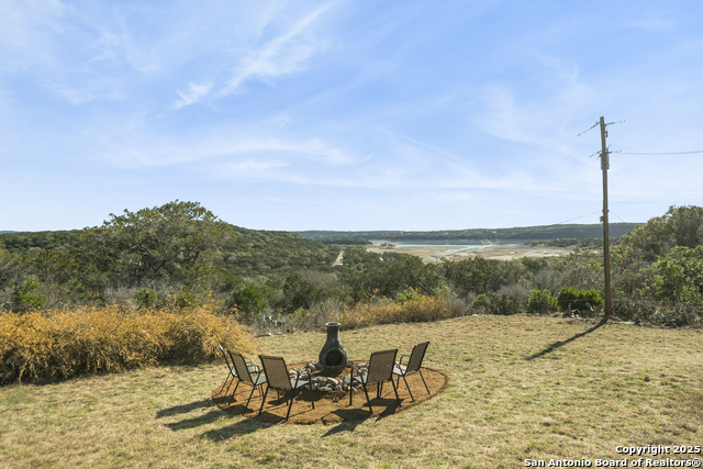 Listing photo id 24 for 13812 Pr 37