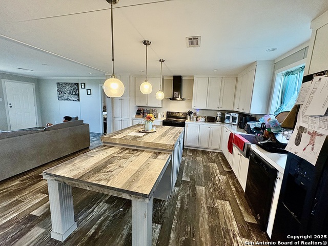 Image 9 of 10 For 607 Pr 4653  