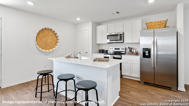 Image 10 of 41 For 10319 Lassen Park