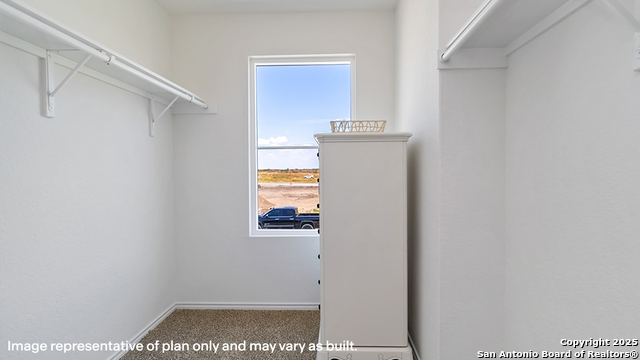 Image 33 of 41 For 10319 Lassen Park