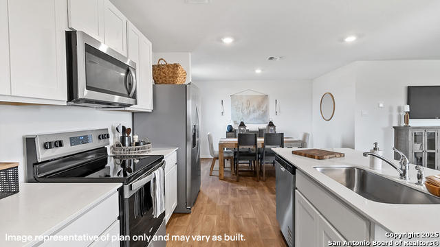 Image 14 of 41 For 10316 Lassen Park