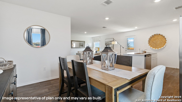 Image 18 of 41 For 10316 Lassen Park